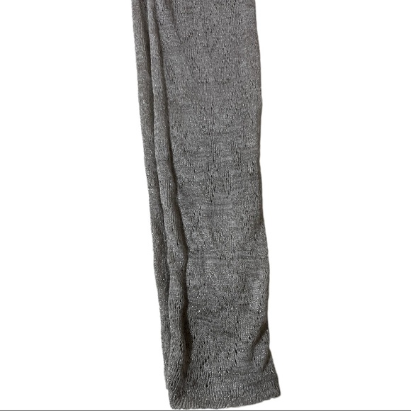 EXPRESS Women Long-Sleeved pullover blouse, Metallic Grey, Size S - Picture 6 of 9